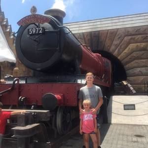 Meet your Posher, Felicia